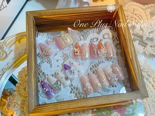 ロング カラー ネイル One Plus Nail Salonのネイルデザイン