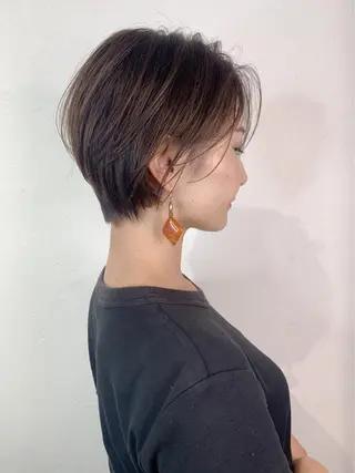 ショート カラー FUKUNAGA YUのヘアスタイル