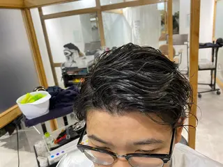 パーマ メンズ ✨髪質改善 TAKASHI✨のヘアスタイル