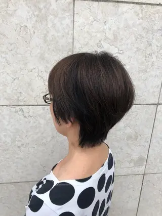 ショート 加瀬 真弓のヘアスタイル
