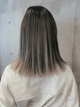 ミディアム カラー デザインカラー⭐️ Yamauchiのヘアスタイル