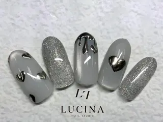 ネイル 新橋 ルキナ スタッフのネイルデザイン