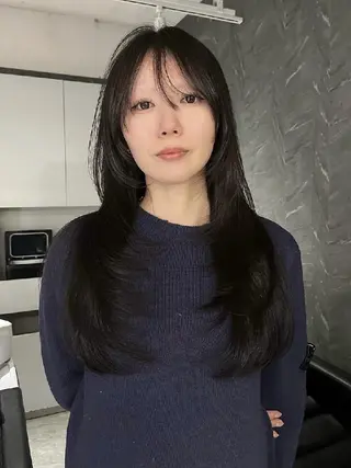 ロング Luisハイライト　 喜連瓜破、髪質改善のヘアスタイル