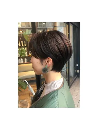 ショート カラー あらい なつみのヘアスタイル