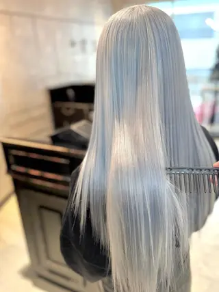 ロング カラー 🎀ハイトーン・艶 カラー HANA🎀のヘアスタイル