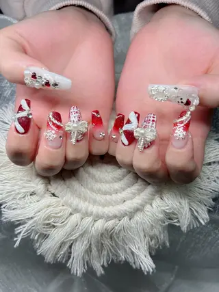 ネイル Lee Nailsのネイルデザイン