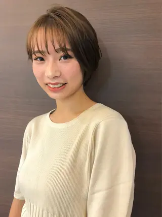 ショート カラー 貴方に似合うを見つけ ます🌱市川リョウカのヘアスタイル