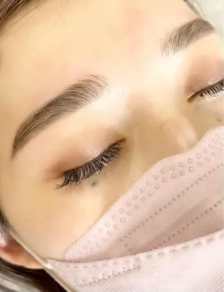 アイブロウ 白潟 (シラガタ)の眉毛・アイブロウイメージ