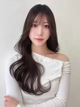 ロング 韓国レイヤー/ 透明感カラー/松沢のヘアスタイル