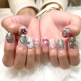 ネイル 新井 ひなののネイルデザイン