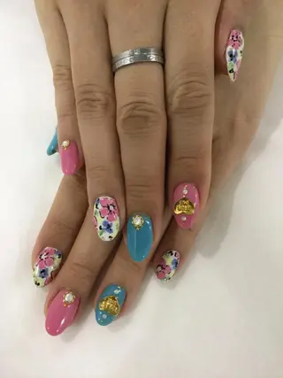 ネイル 💎🐰 saki. m 🐰💎のネイルデザイン