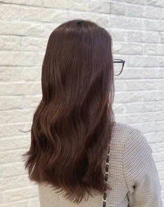 カラー 透明感カラー💎 岩崎美優のヘアスタイル