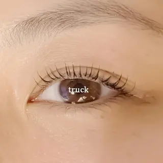 マツエク・マツパ TOPBROW マユリのマツエク・マツパデザイン