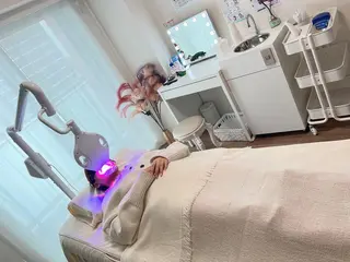 ミディアム カラー パーマ ヘアアレンジ メンズ キッズ ネイル マツエク・マツパ アイブロウ ライトビューティー千葉店所属・ホワイトニングジム 千葉駅前店のその他イメージ