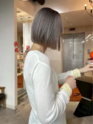 ミディアム 茶谷 沙穂のヘアスタイル