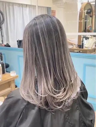 セミロング カラー EMANON YOKOHAMA所属・横浜/ショート/ マンツーマン施術　丹のヘアスタイル