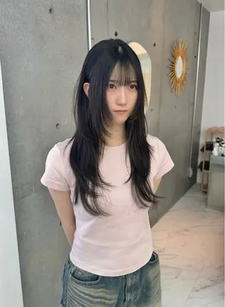 セミロング レイヤーカット/ ハッシュカット/草田のヘアスタイル