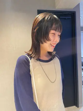 ミディアム さと ちはるのヘアスタイル