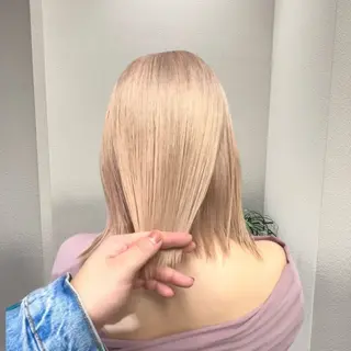 ミディアム カラー ✨ブリーチ支持No1 複雑履歴修正/舘岡のヘアスタイル