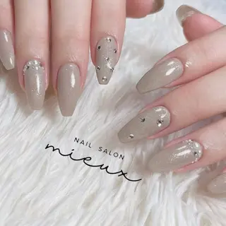 ネイル nailsalon mieuxのネイルデザイン