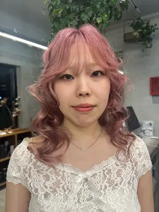 セミロング カラー サカモト ナオミのヘアスタイル