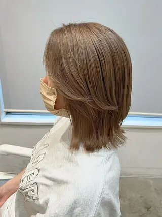 ミディアム un ジュリアのヘアスタイル