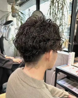 パーマ メンズ お洒落カジュアル🍃 まなとのヘアスタイル