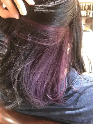 ミディアム カラー Avery SHINのヘアスタイル