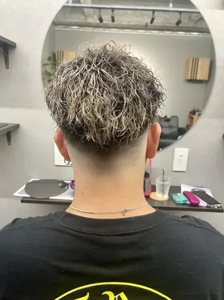 ショート メンズ カラー パーマ ♦️お任せ美容師♦️ ★ヤマフジ★のヘアスタイル