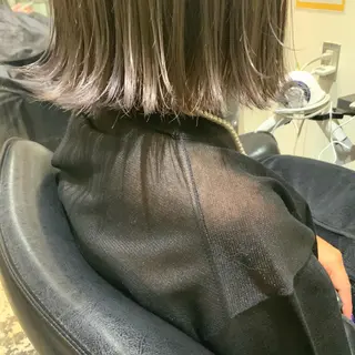 ショート カラー UMEDA FIGAROのヘアスタイル