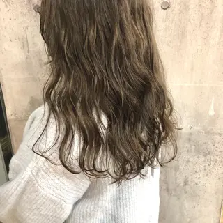 ロング カラー 菅沢 奈生のヘアスタイル