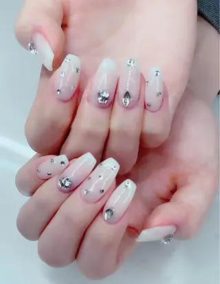 ネイル I-nailロング /ワンホン/キラキラのネイルデザイン