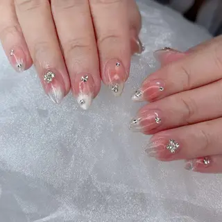 ネイル Queens テイのネイルデザイン