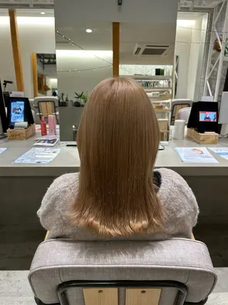カラー TEMIL HAIR 彩弥のヘアスタイル