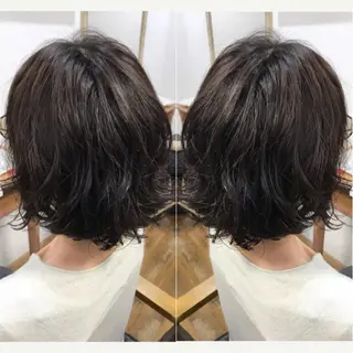 ミディアム パーマ yui .のヘアスタイル