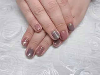 ネイル 芦辺 香奈のネイルデザイン