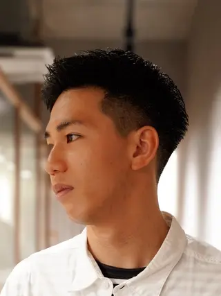 ショート メンズ 東 峻平のヘアスタイル