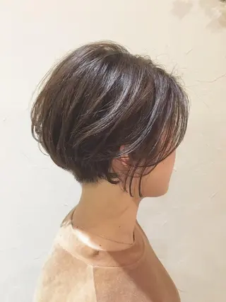 ショート カラー シマダ アユミのヘアスタイル