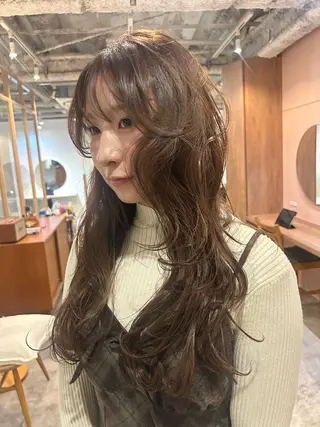 カラー かんだい colorのヘアスタイル