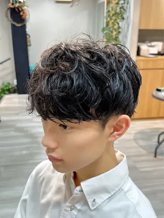 メンズ arika オケシ　リョウダイのヘアスタイル