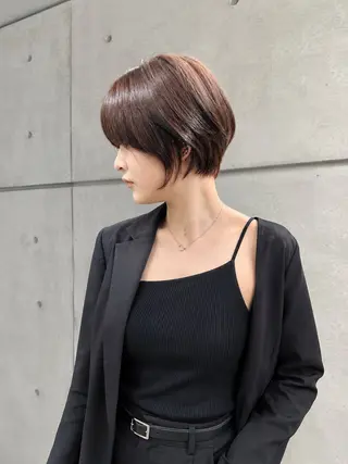 ショート カラー 一ノ瀬 暁のヘアスタイル
