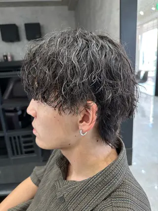 ショート パーマ メンズ ユウ🪄 パーマ指名No1のヘアスタイル