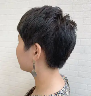 ショート カラー 初めてのショート お任せください✂️のヘアスタイル