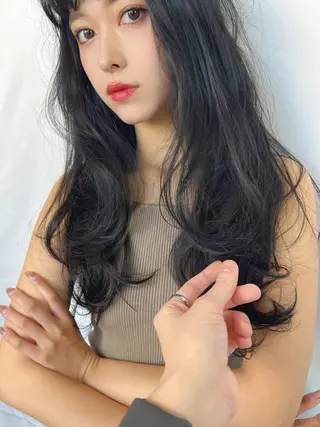 ロング 恵比寿韓国レイヤー× 艶透明感カラー大場のヘアスタイル