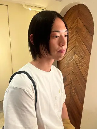 ショート 須藤　優真 切りっぱなしボブのヘアスタイル
