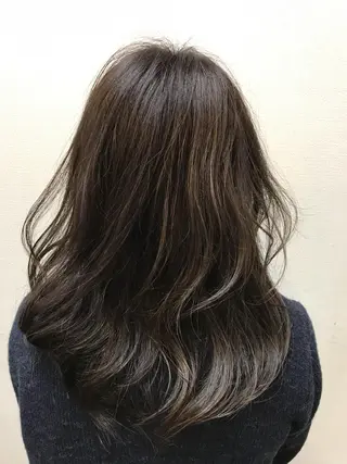 ロング カラー 吉森 満俊のヘアスタイル