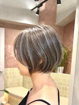 ショート 🩵縮毛矯正/ブリー チ/髪質改善/いつかのヘアスタイル