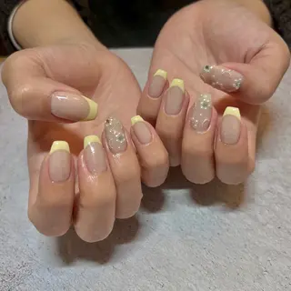 ネイル ⠀ loggy.のネイルデザイン