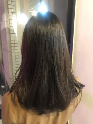 セミロング カラー 髪質改善&ブリーチ 伊勢 祐一郎のヘアスタイル