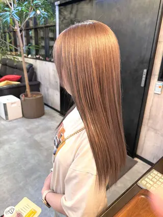 ロング カラー 比嘉 陽のヘアスタイル